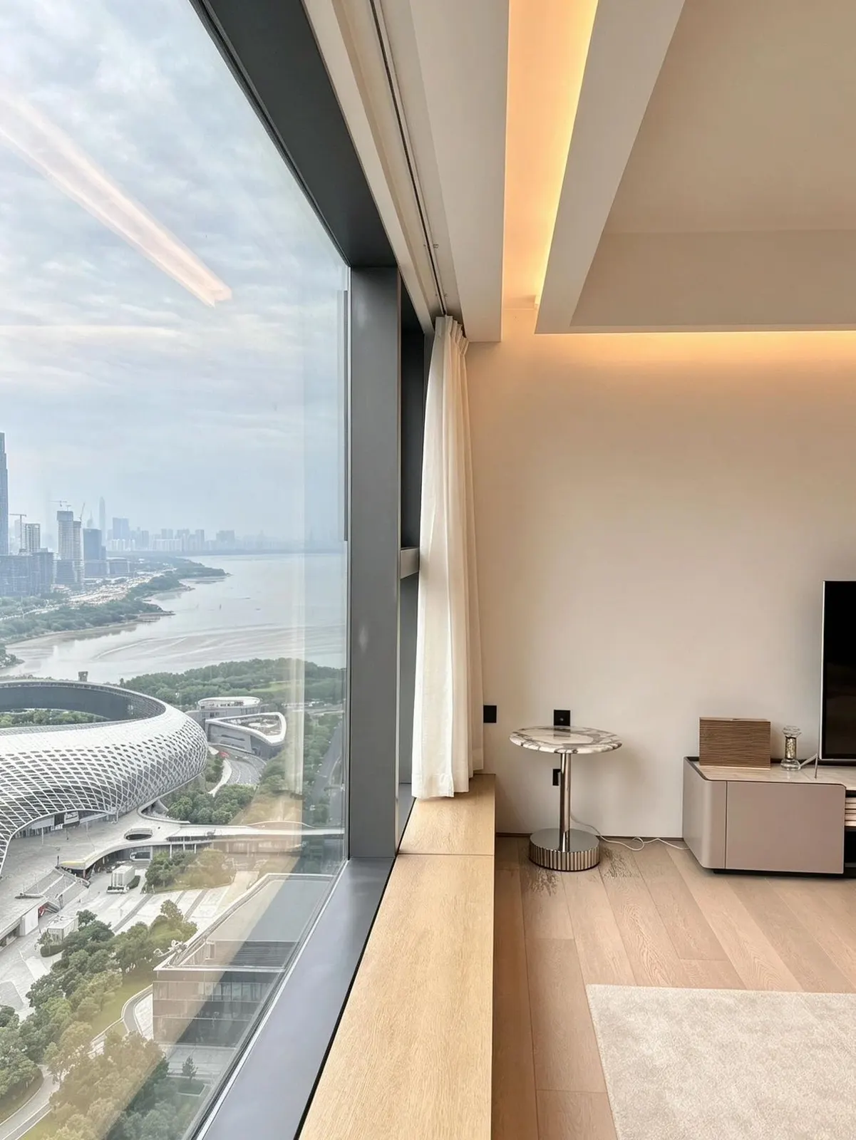 3-Bed in Modern, Houhai — Grand photo