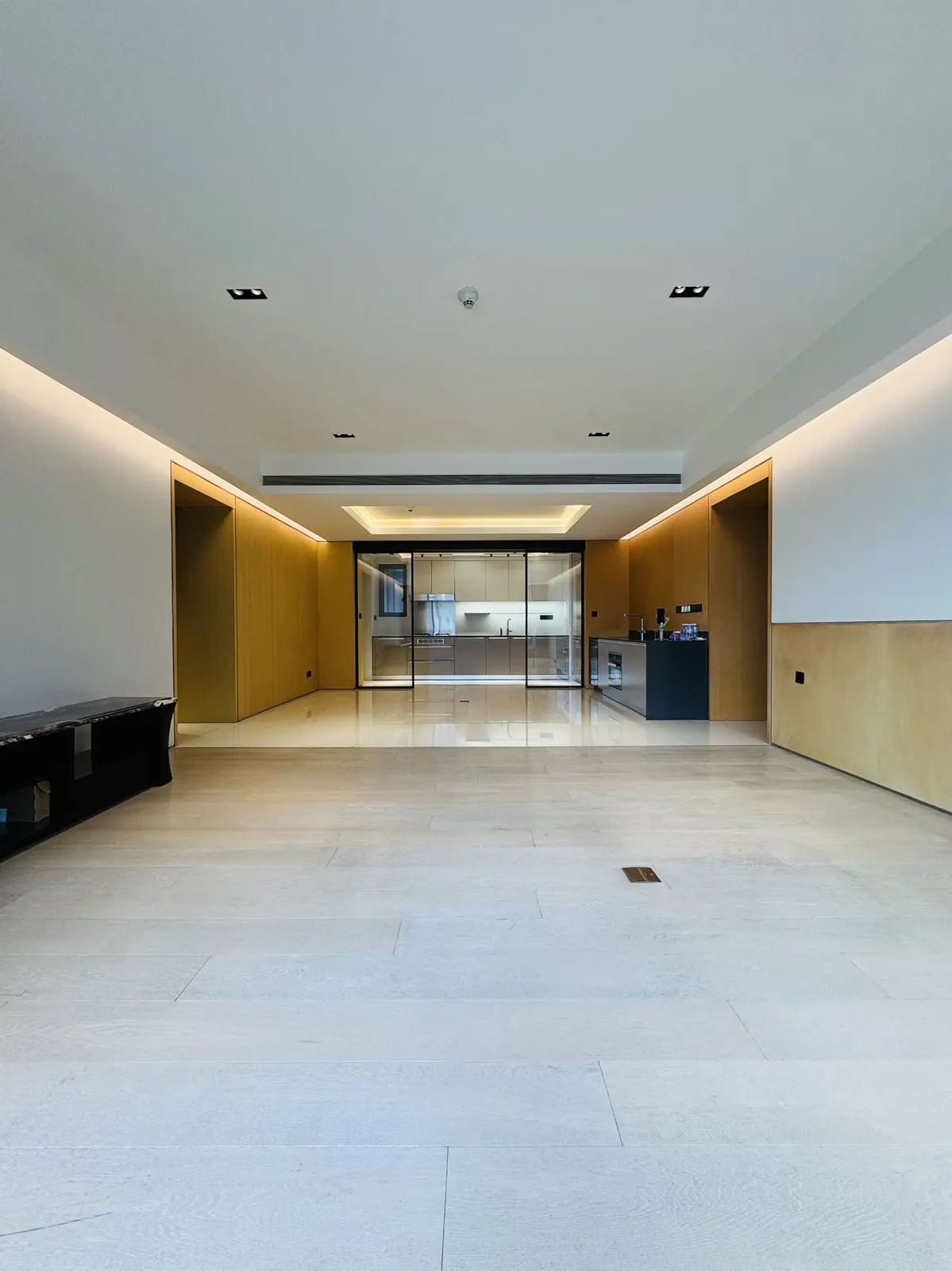 Signature 3-Bed, Houhai · 233㎡ photo