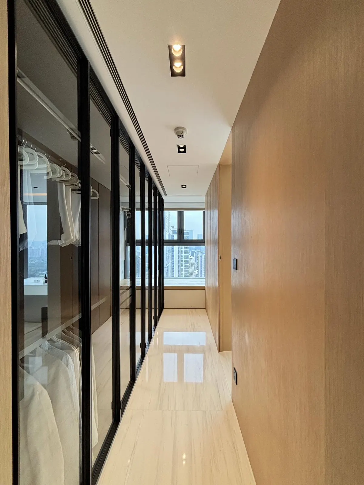 3-Bed in Modern, Houhai — Grand photo