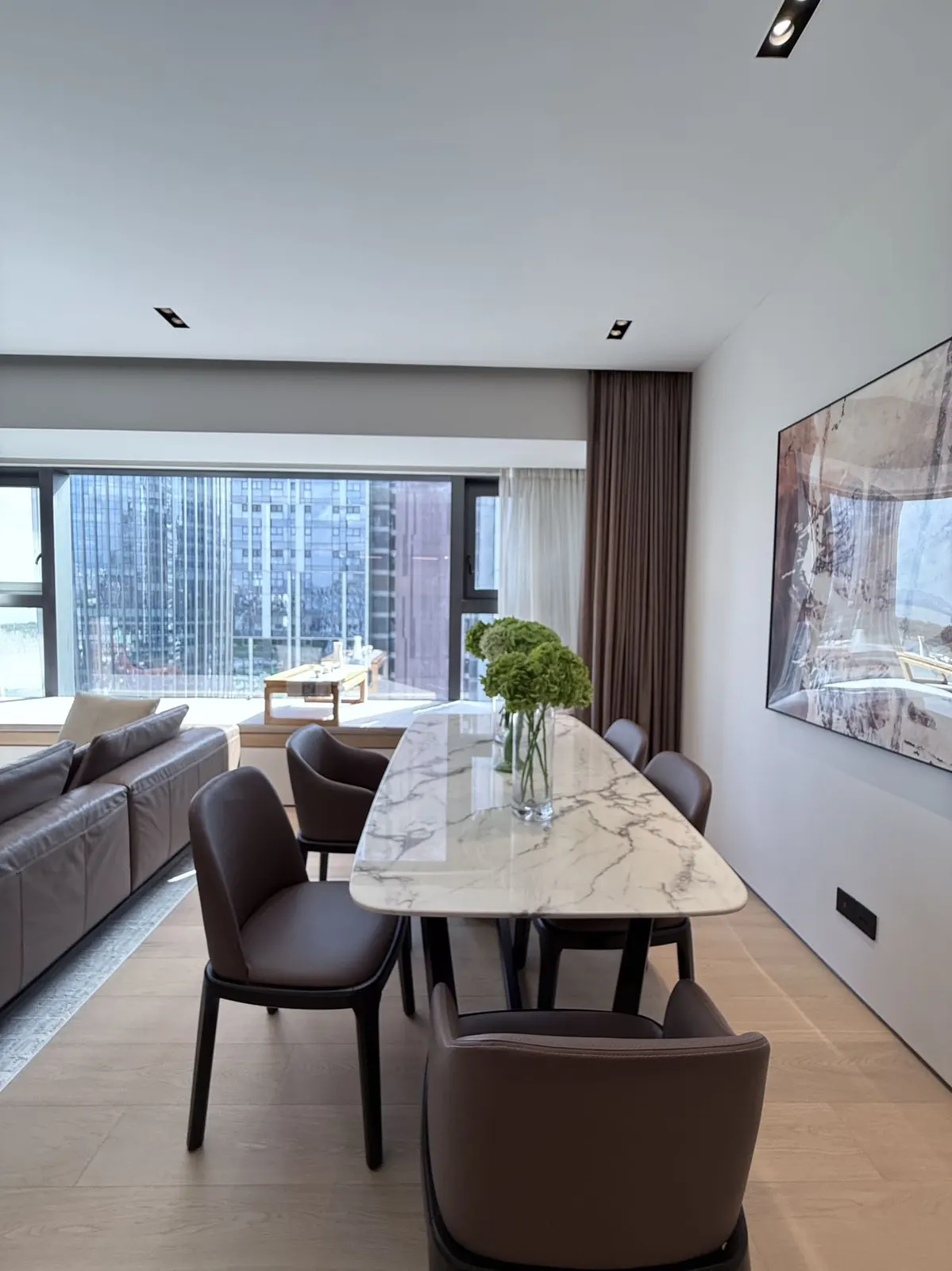1-Bed in Stylish, Houhai — Spacious photo